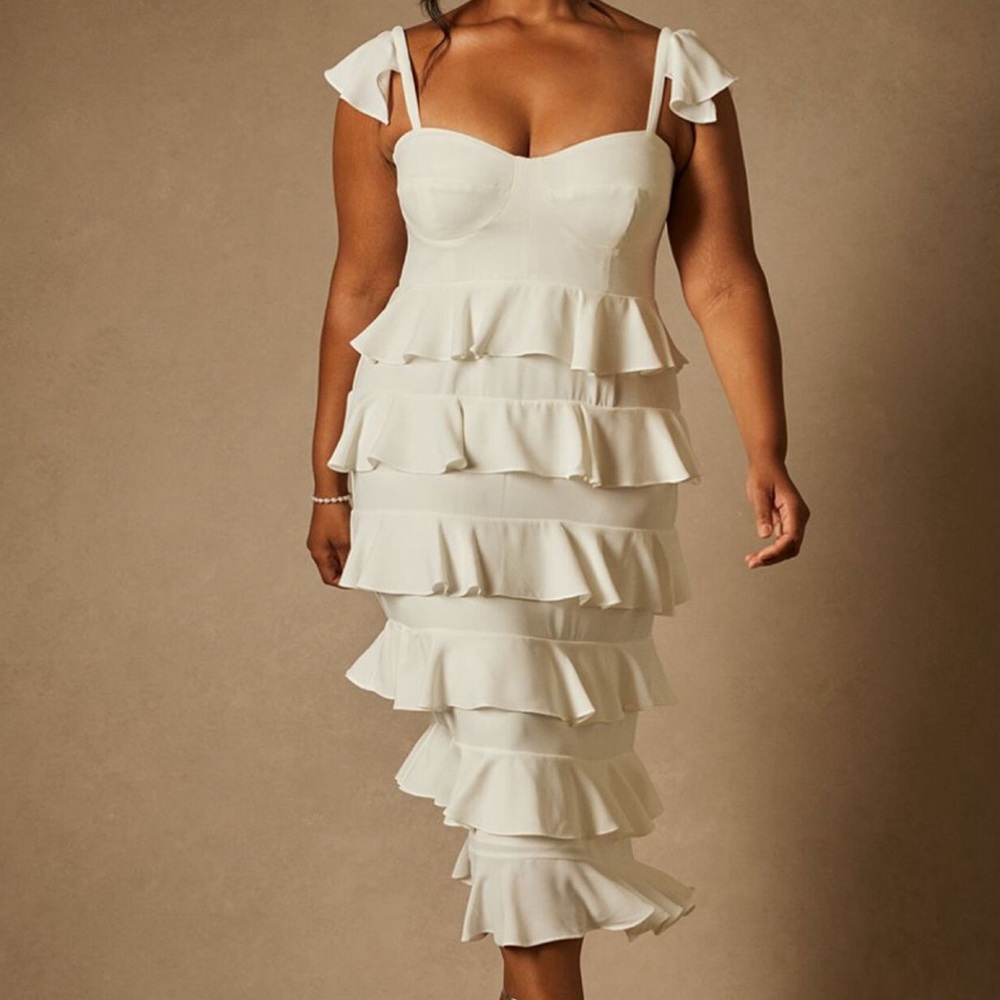 White Bridal by ELOQUII Corseted Tiered Dress 18W